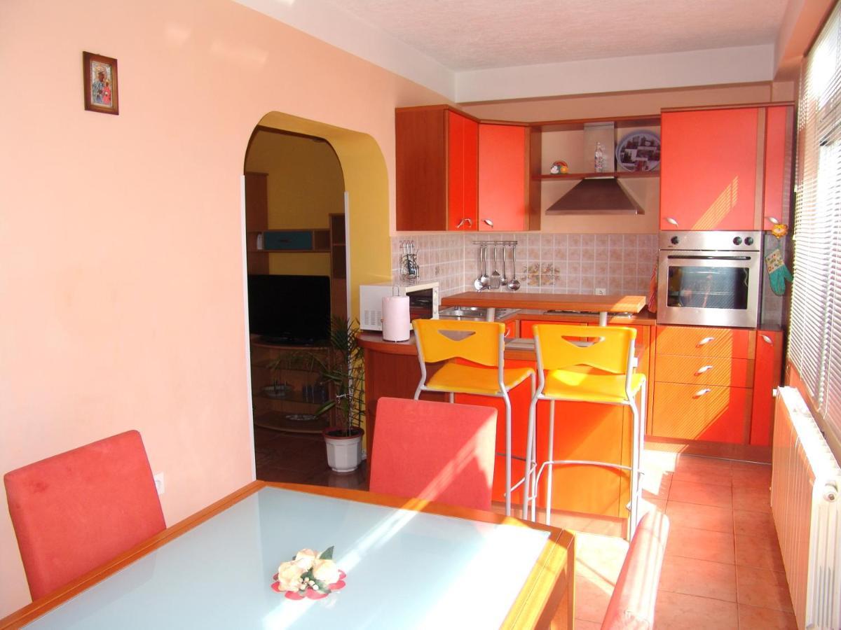 Apartments Bozica Krk Town Exterior foto