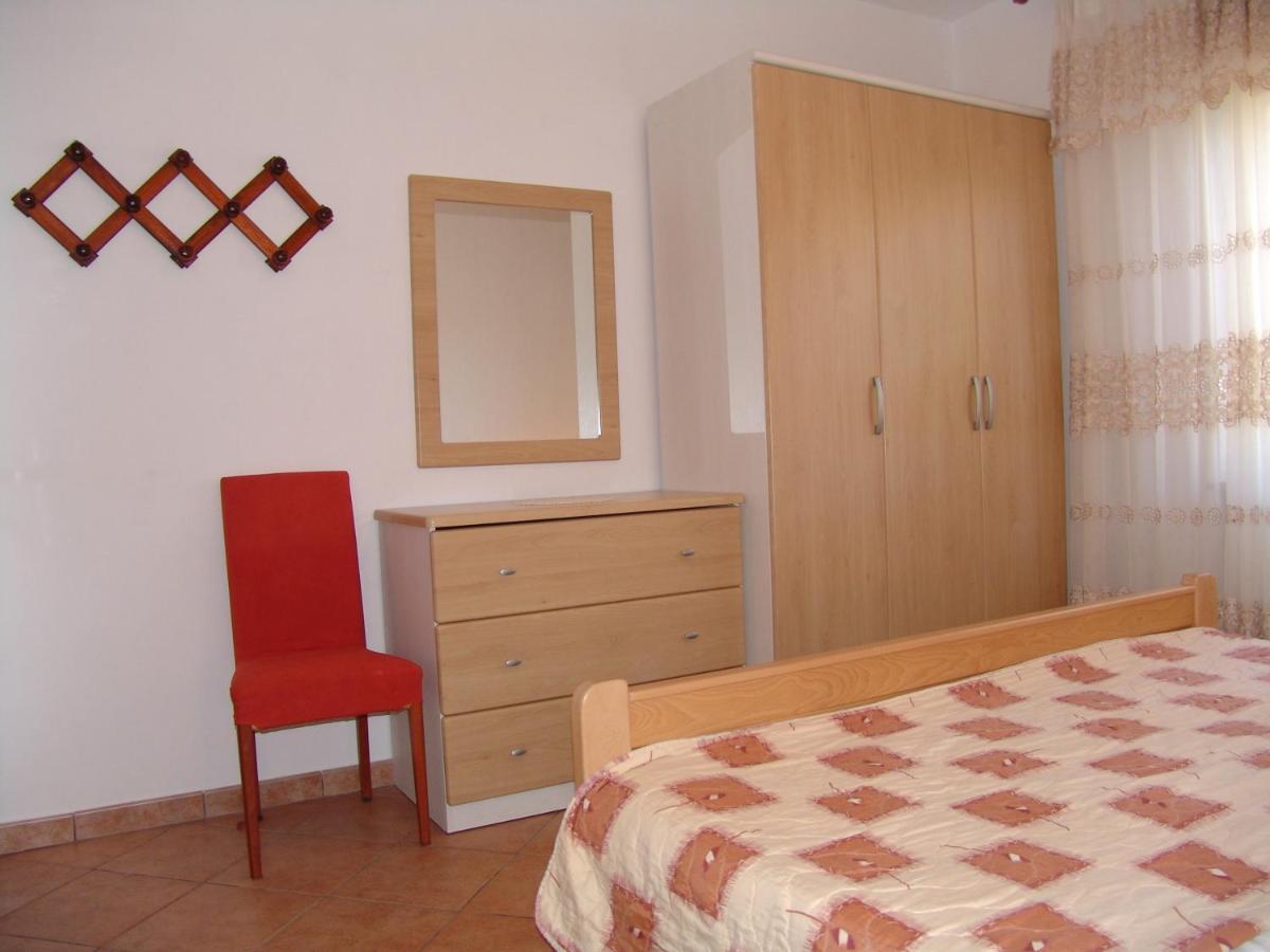 Apartments Bozica Krk Town Exterior foto